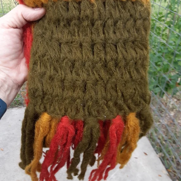 Vintage Scarf and Hat - Picture 3 of 6